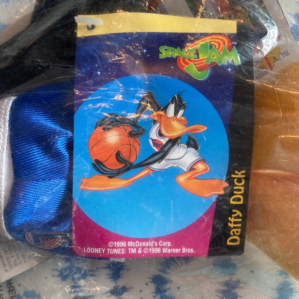 Space Jam Daffy Duck McDonald’s ‘90s Collectible Stuffed Toy NIP - Picture 5 of 5